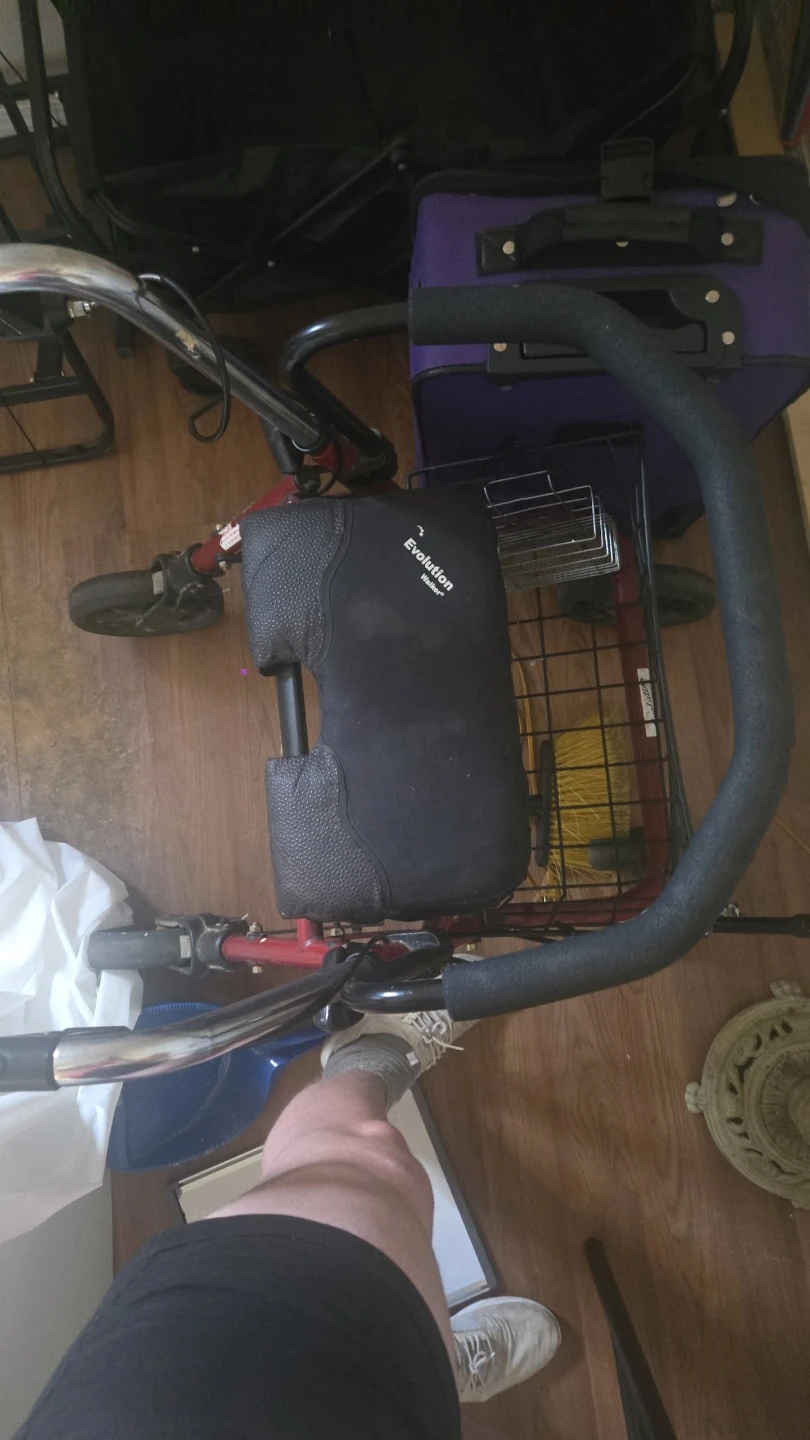 Evolution Walker mobility aid - photo 3