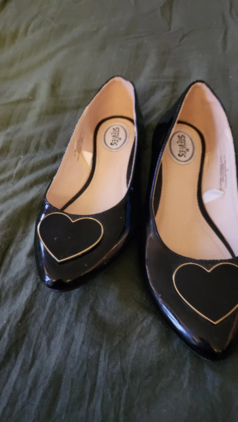 Stevies Black Heart Flats