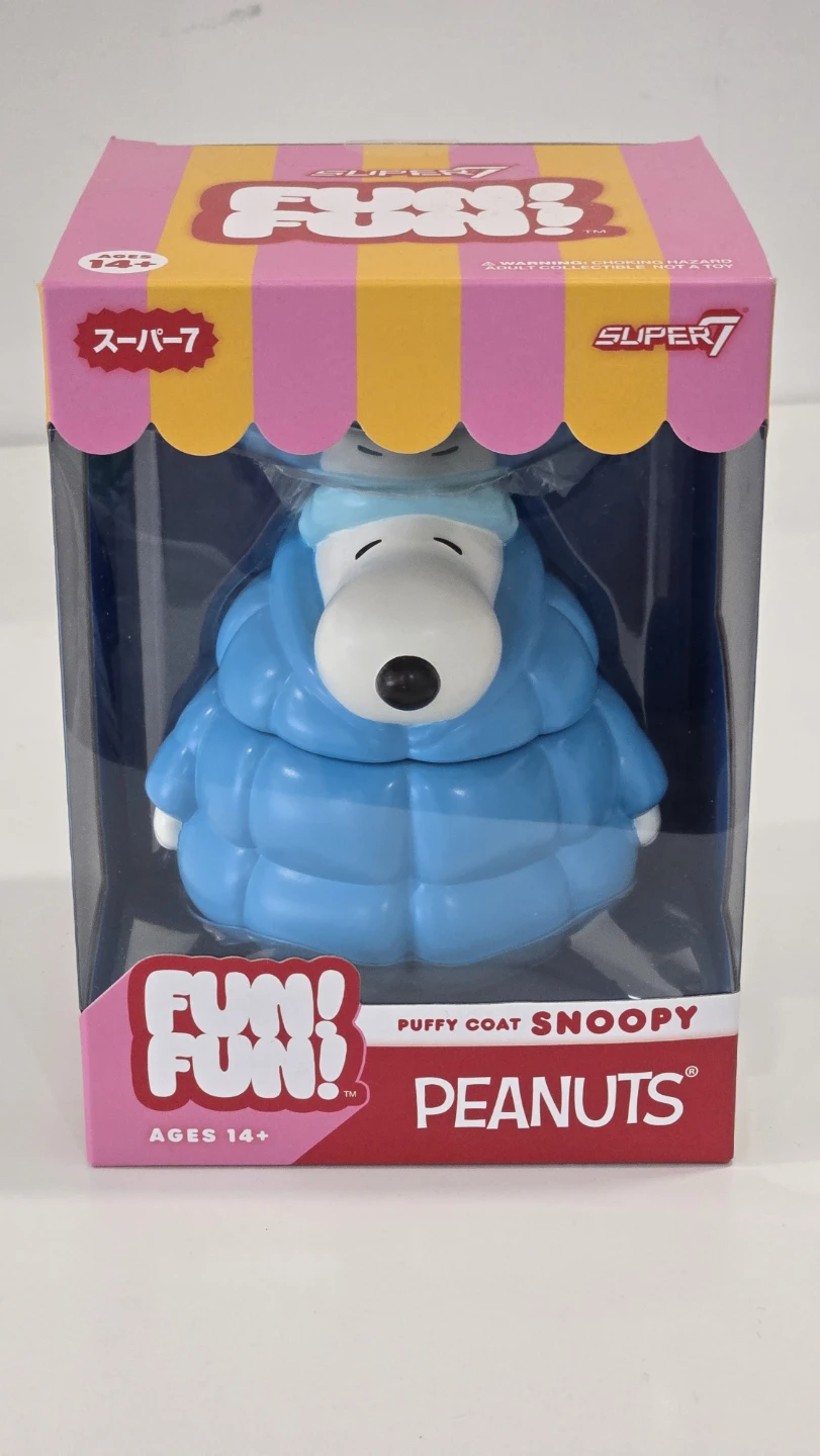 Super7 Fun! Fun! Peanuts Puffy Coat Snoopy Figure