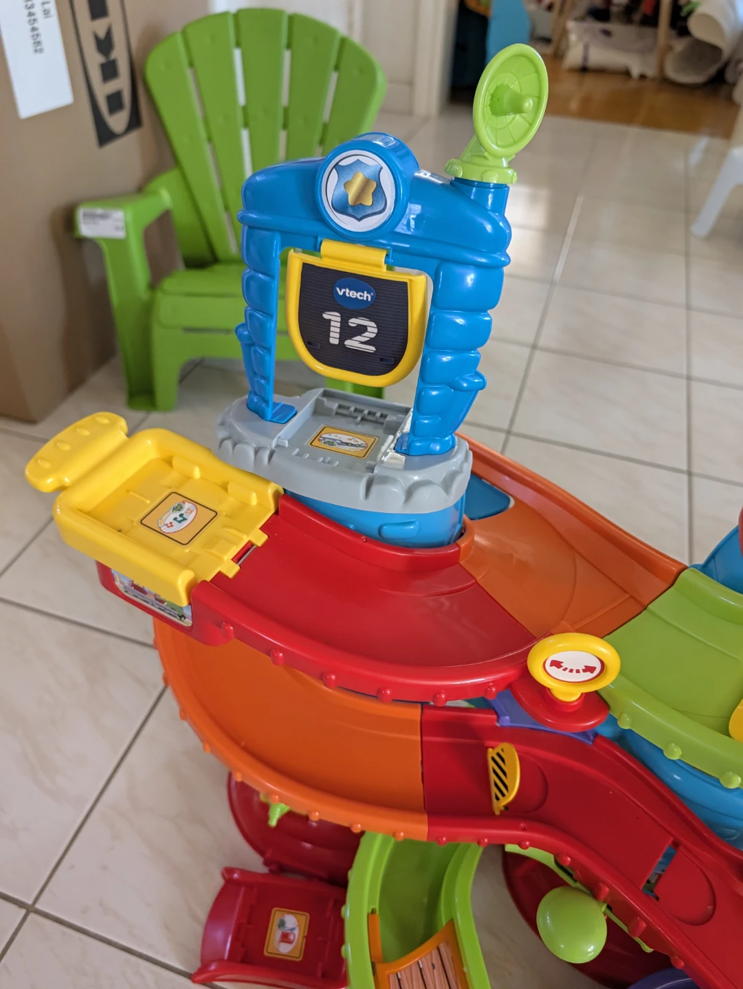 VTech Go! Go! Smart Wheels Launch & Chase Police Tower - photo 3