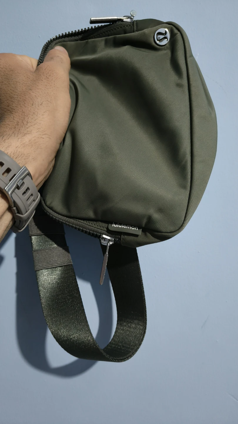 Lululemon Belt Bag - photo 2