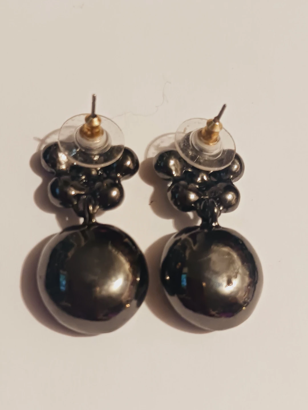 New !! Elegant Smokey Crystal Dark Gray Dangle Pierced Earrings - photo 3