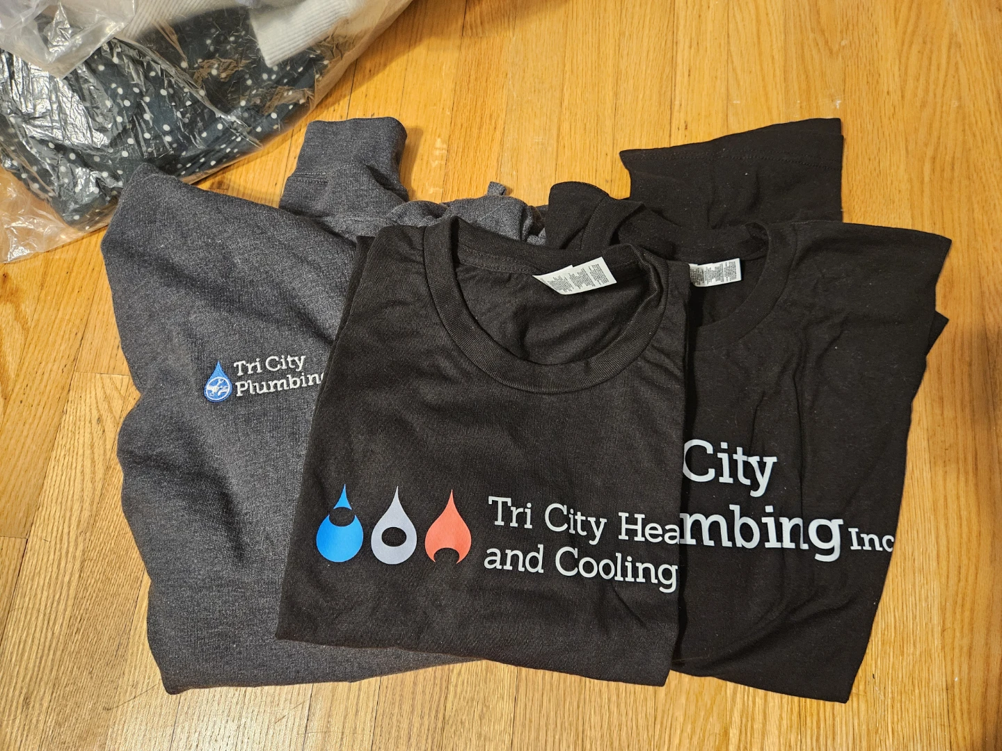 FREE CLOTHING