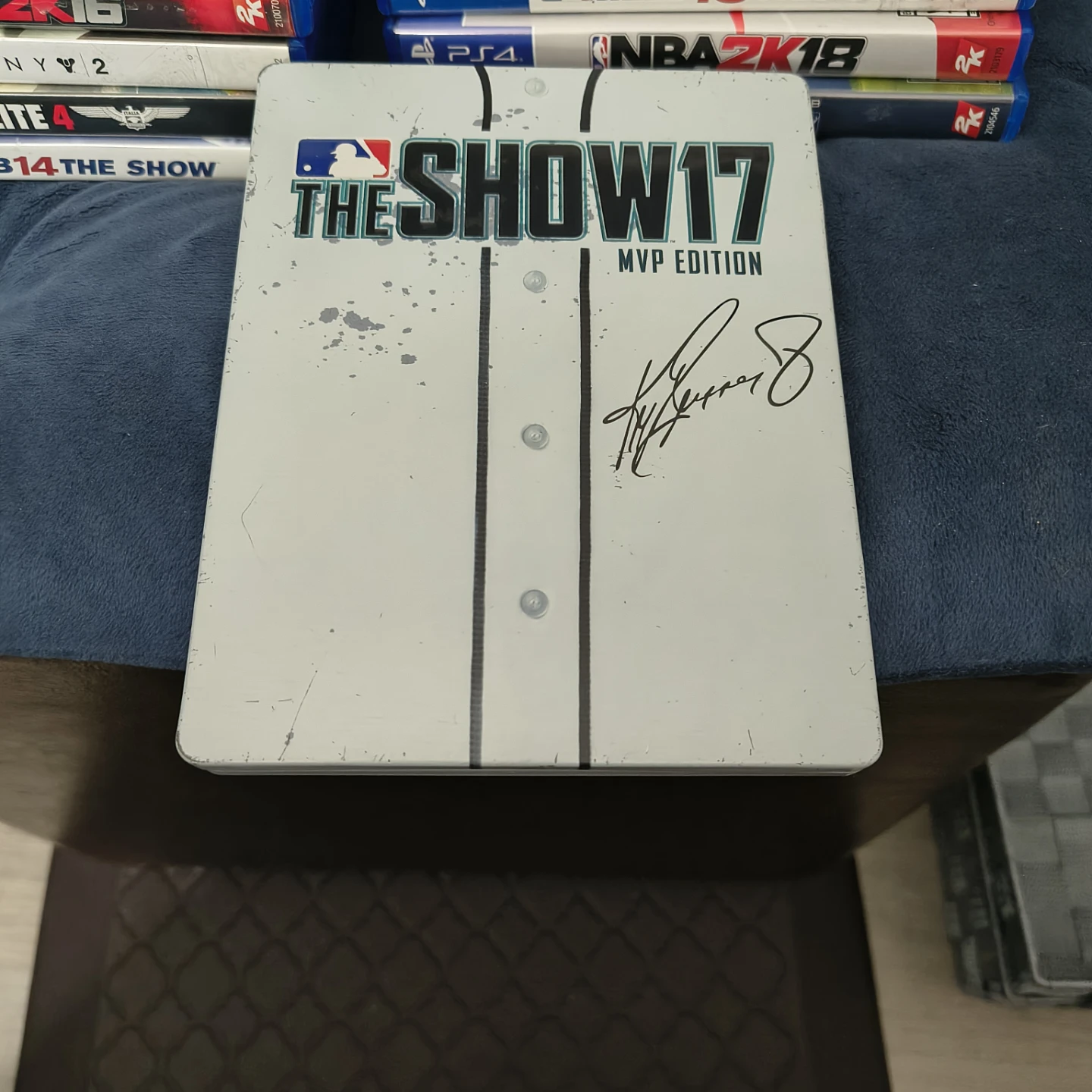 PS4 MLB The Show 17 MVP Edition Steelbook -Ken Griffey - photo 2