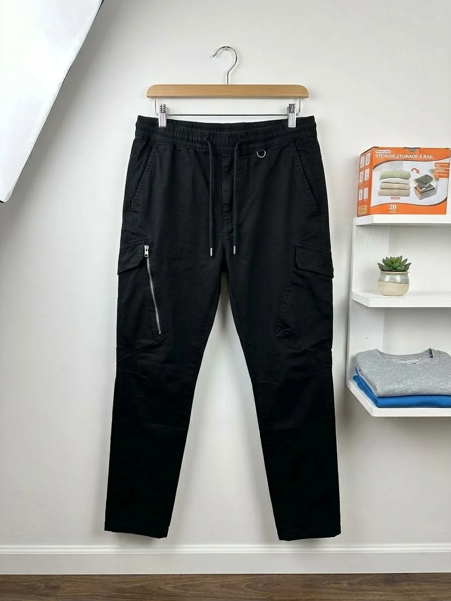 Pull&Bear Black Cargo Pants - photo 2