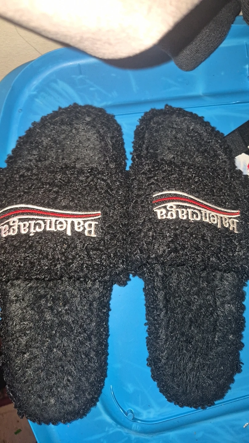 Balenciaga Fur Slides Black