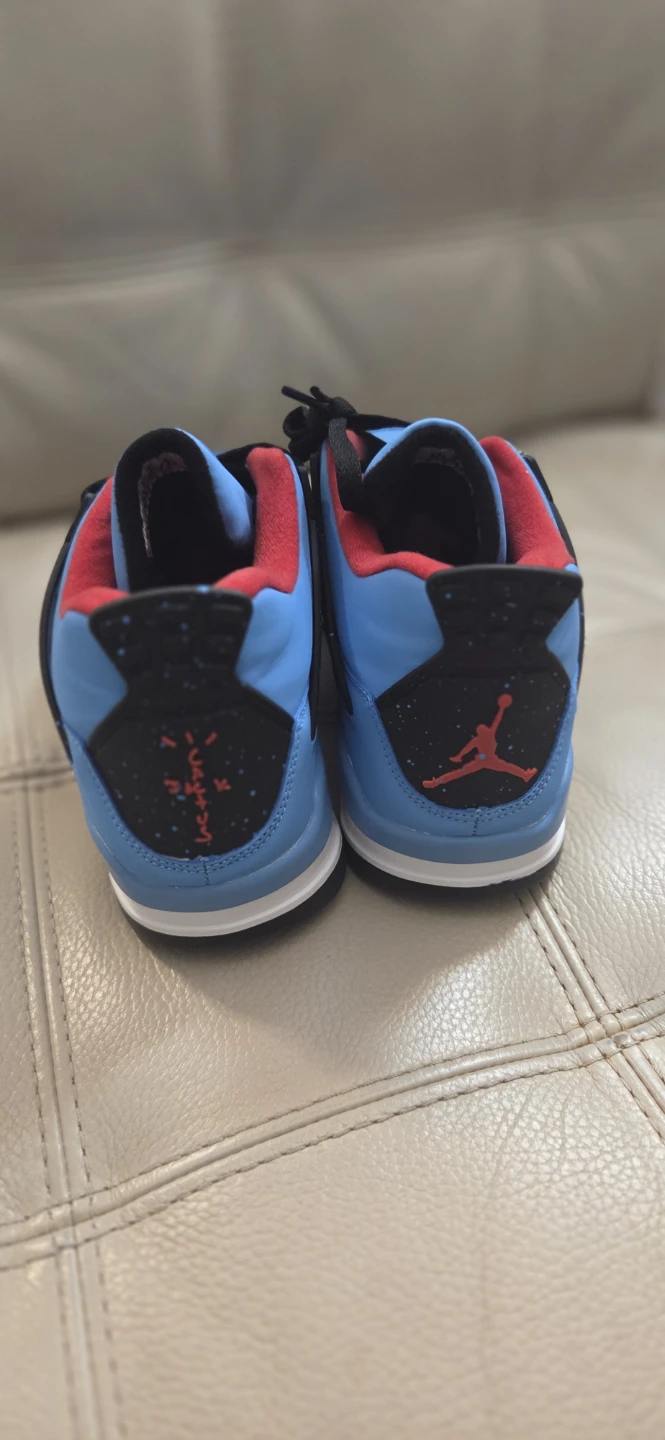 Jordan 4 Retro Travis Scott Cactus Jack style sneakers - photo 3