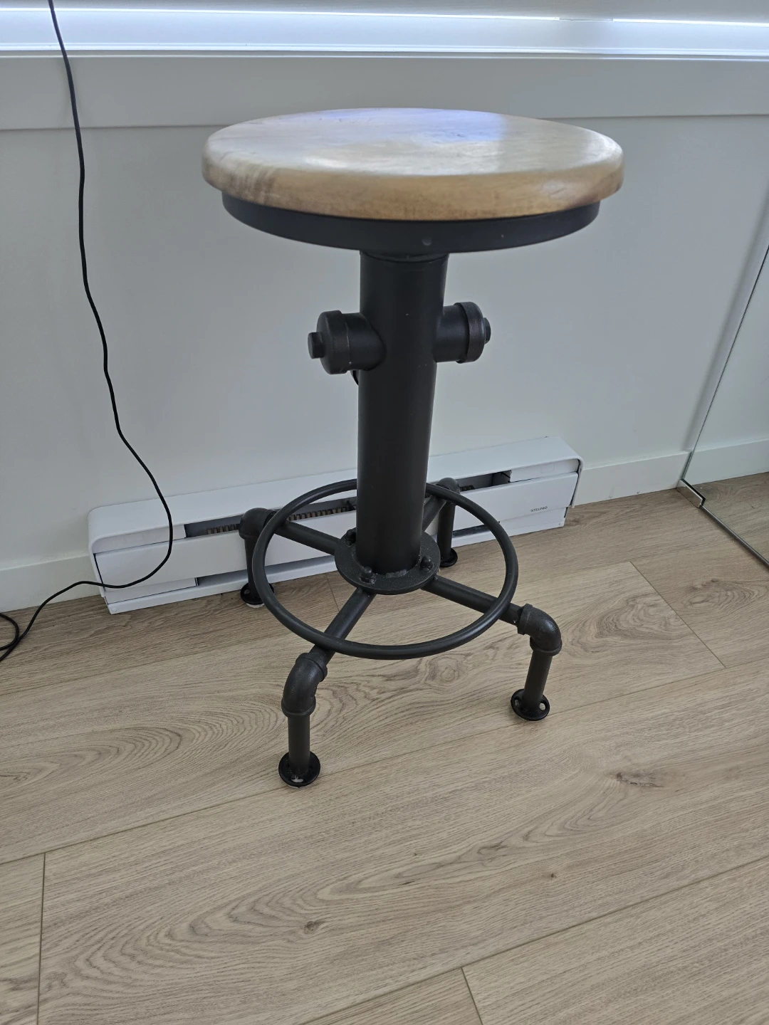 Industrial Style Metal and Wood Bar Stool (24IN)