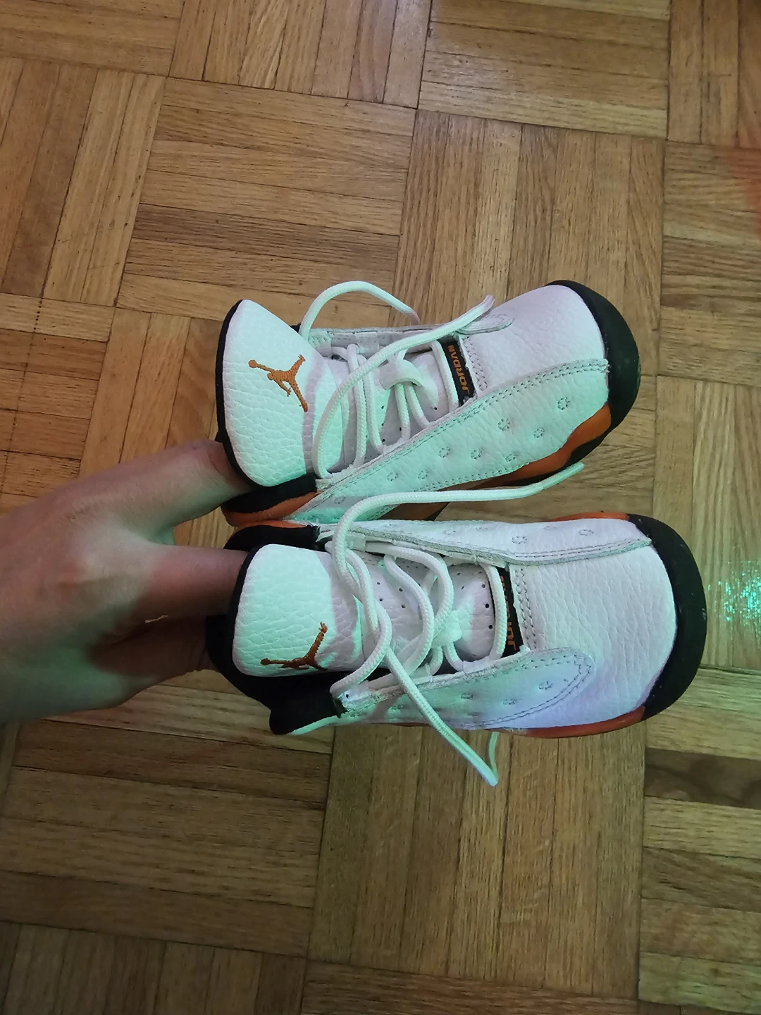 Nike toddler shoes 6C