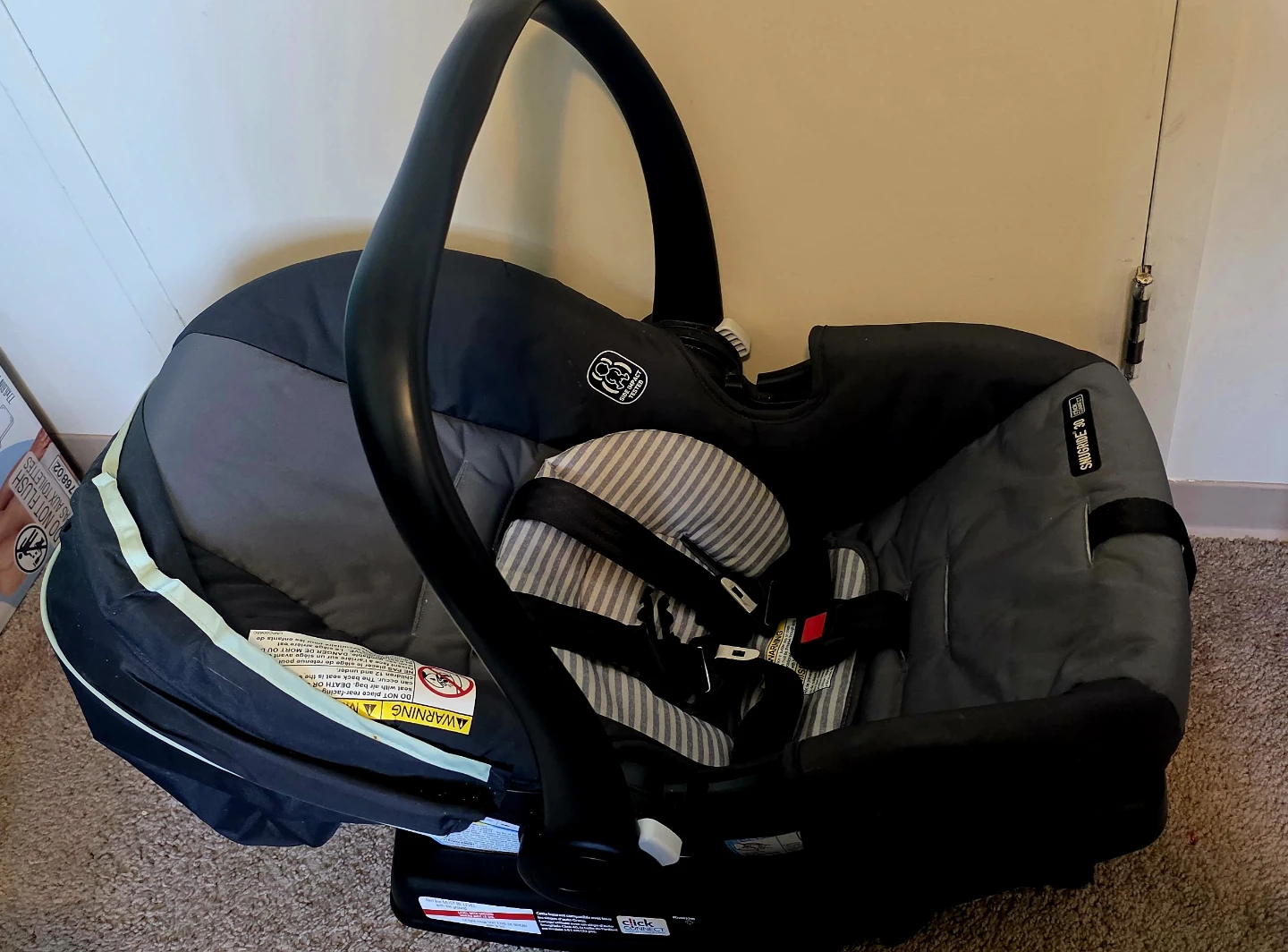Graco SnugRide 30 Click Connect Infant Car Seat - photo 2