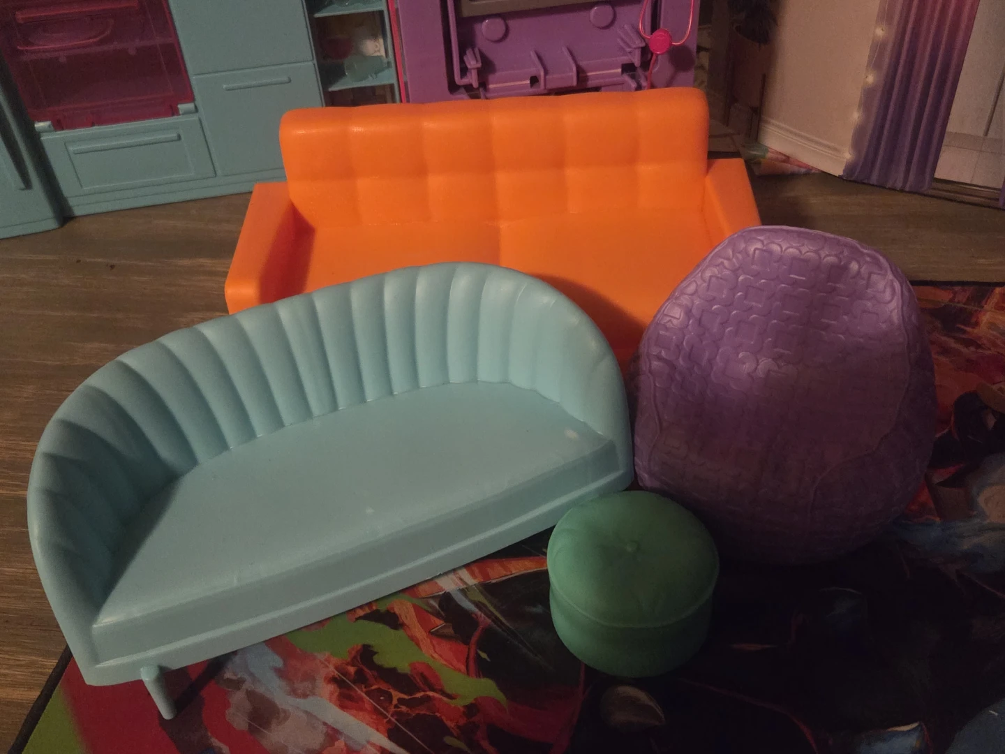 Barbie Dollhouse with Furniture and Accessories - photo 4