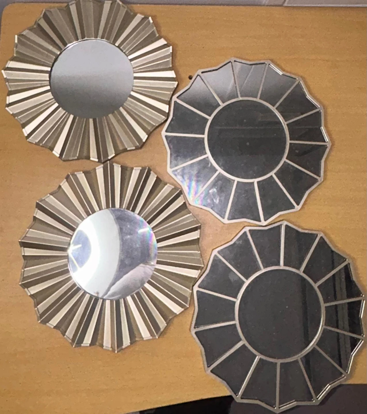 Set of 4 Decorative Sunburst Mirrors - photo 2