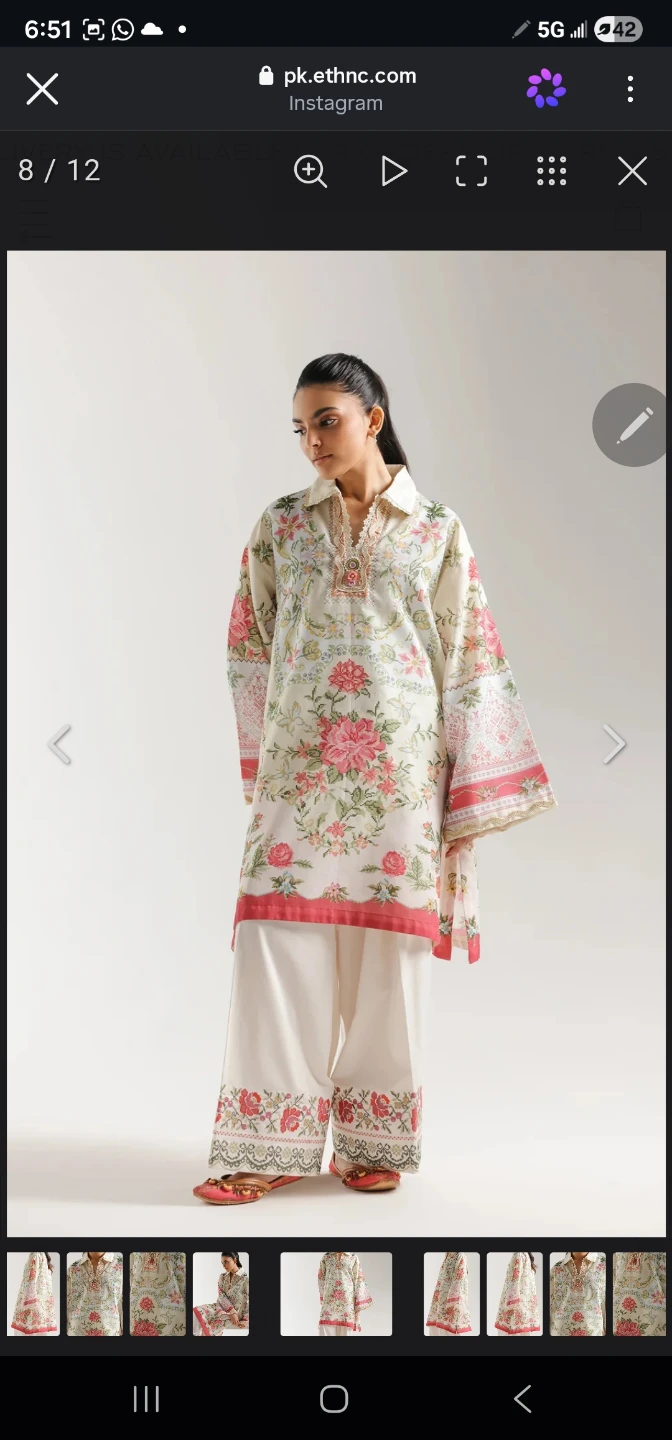 Ethnic Floral Embroidered Kurta and Trousers - photo 2