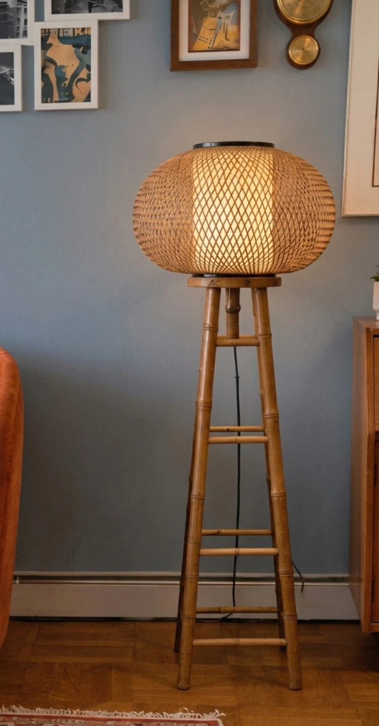 Vintage Woven Rattan Floor Lamp - photo 3