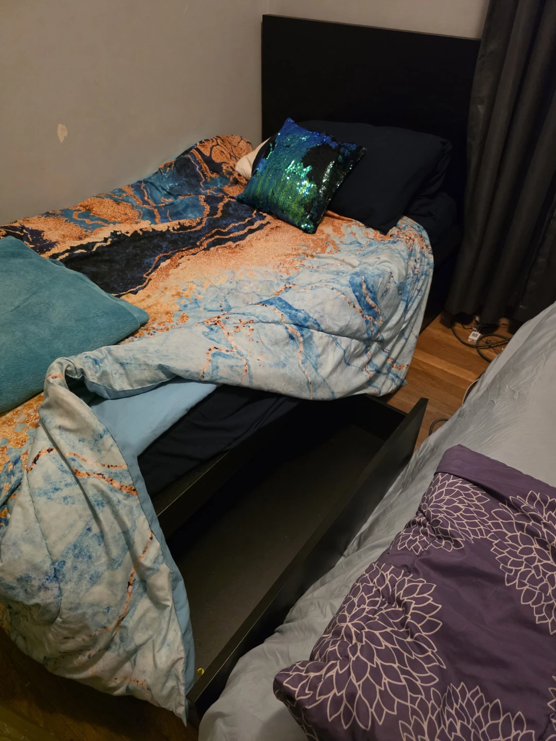 Two Twin Bed Frames with Black Headboards - photo 3