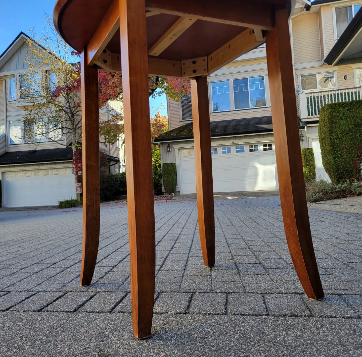 Round Wood Pub Table / High Top Bistro Table - photo 2