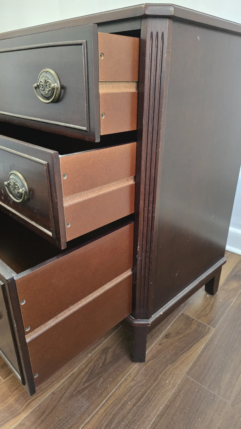 Dark Mahogany 3-Drawer Chest with Brass Hardware - photo 2