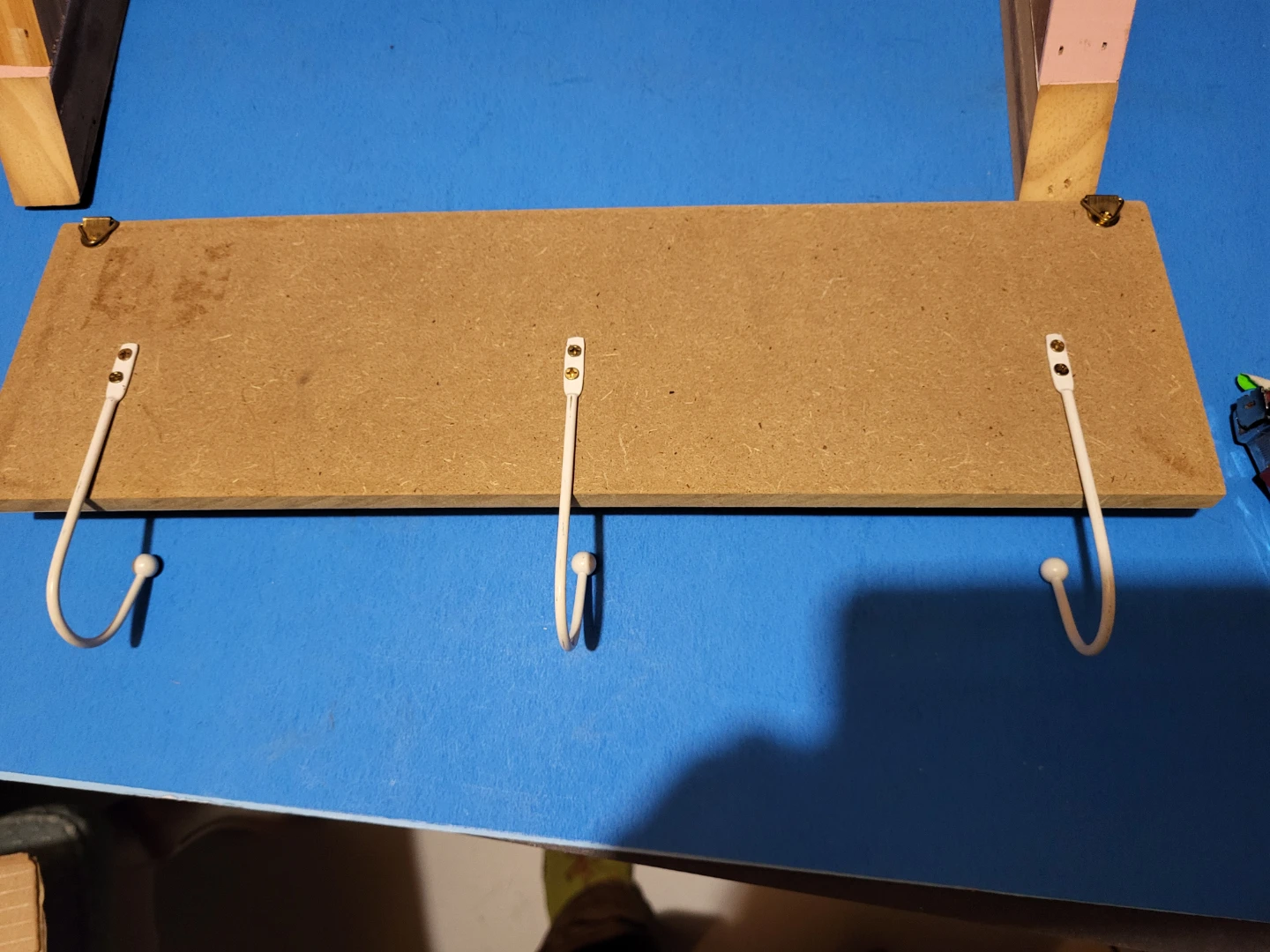 Decorative Sewing/ knitting Wall Hook Organizer - photo 2