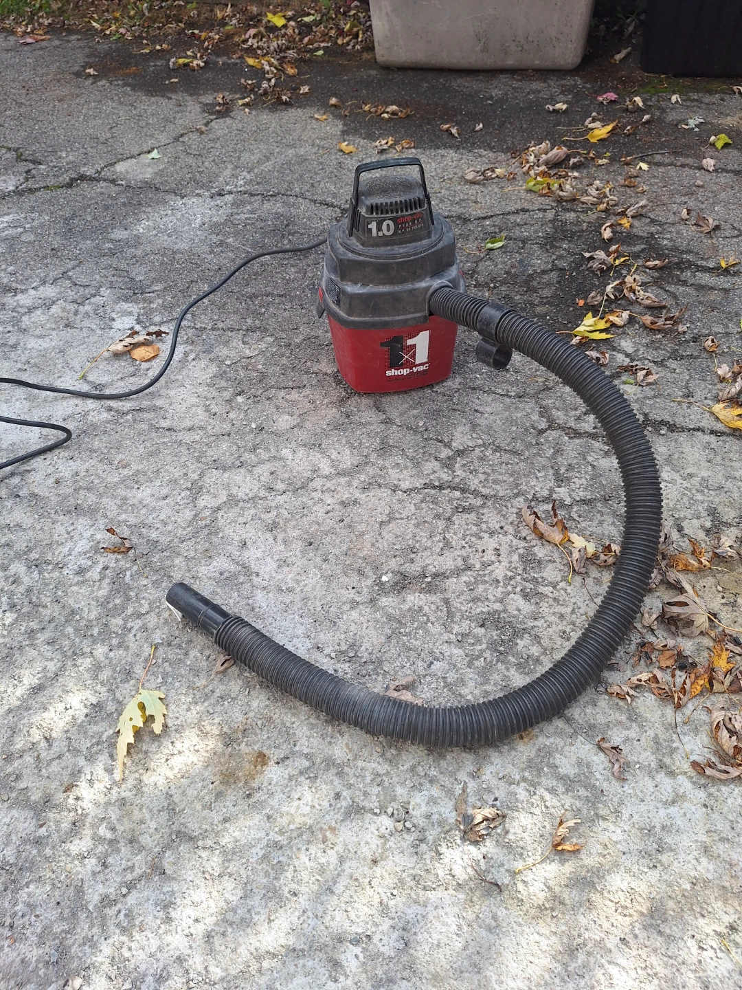 Shop-Vac 1.0 Peak HP Wet/Dry Vacuum Model 500X - photo 3