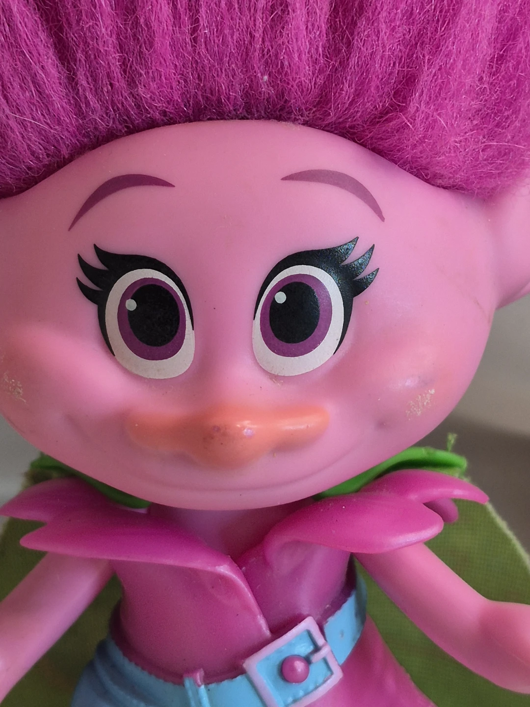 Hasbro DreamWorks 9" Troll Poppy Troll Doll - photo 2
