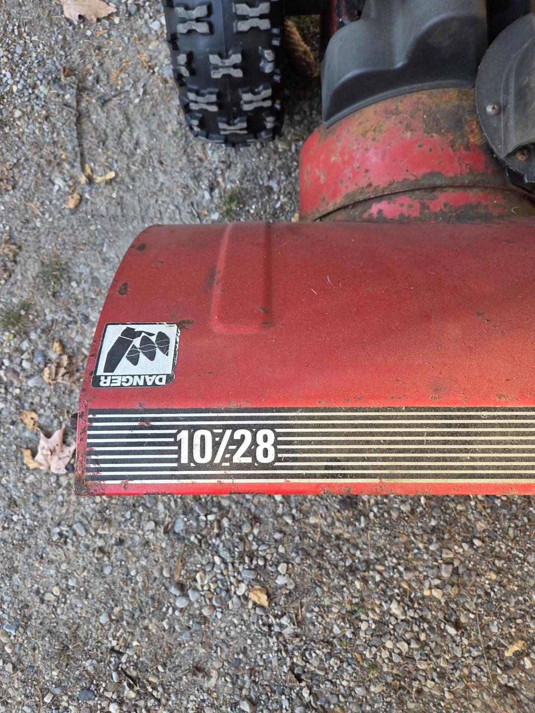 Yard-Man 10/28 2-Stage Snowblower - photo 2