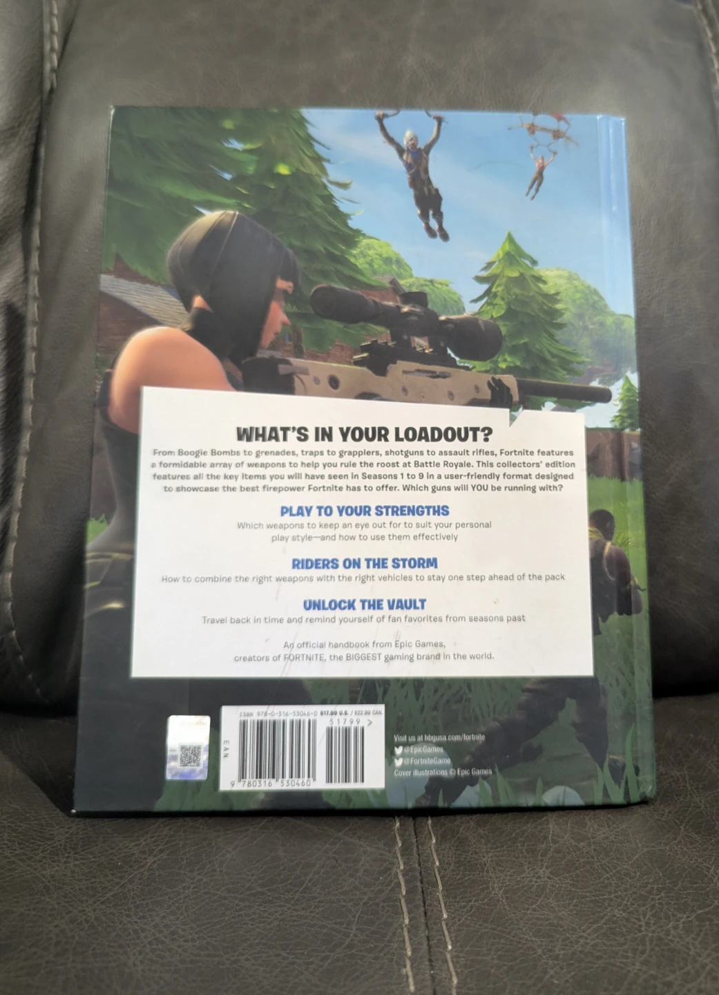 Official Fortnite Supply Drop Collectors' Edition Book - photo 2