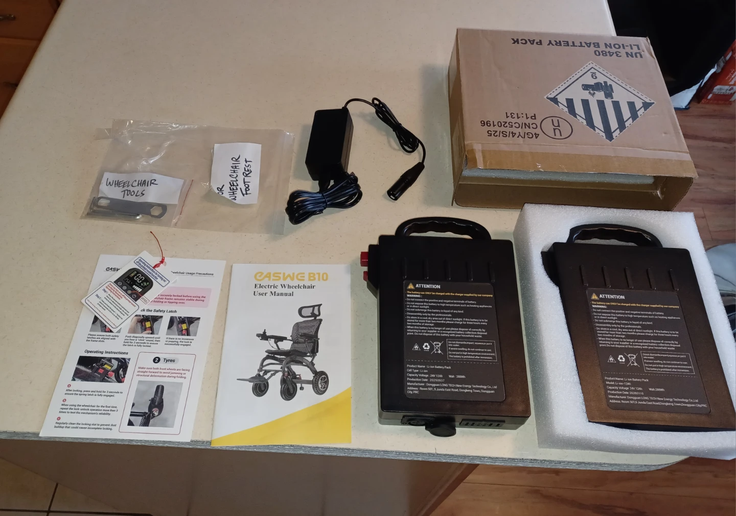 EASWE B10 Electric Wheelchair - Virtually Brand New! - photo 4