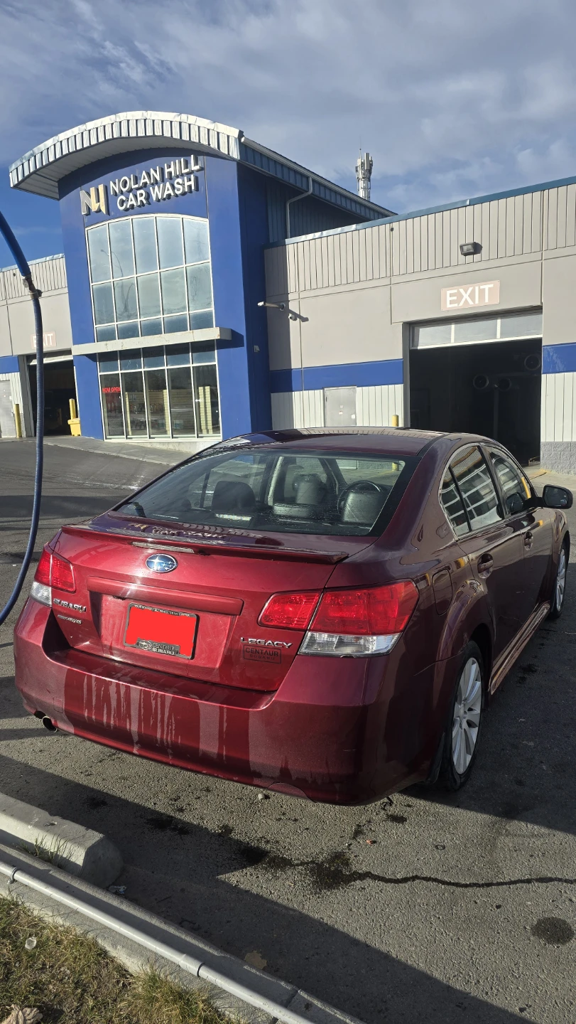 2011 Subaru Legacy - photo 5