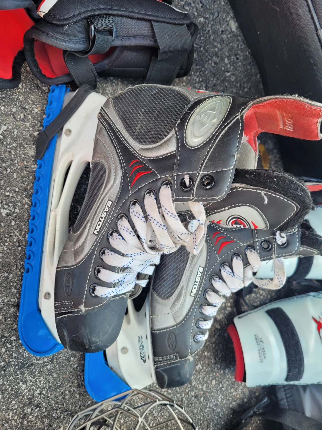Men's hockey gear - photo 3