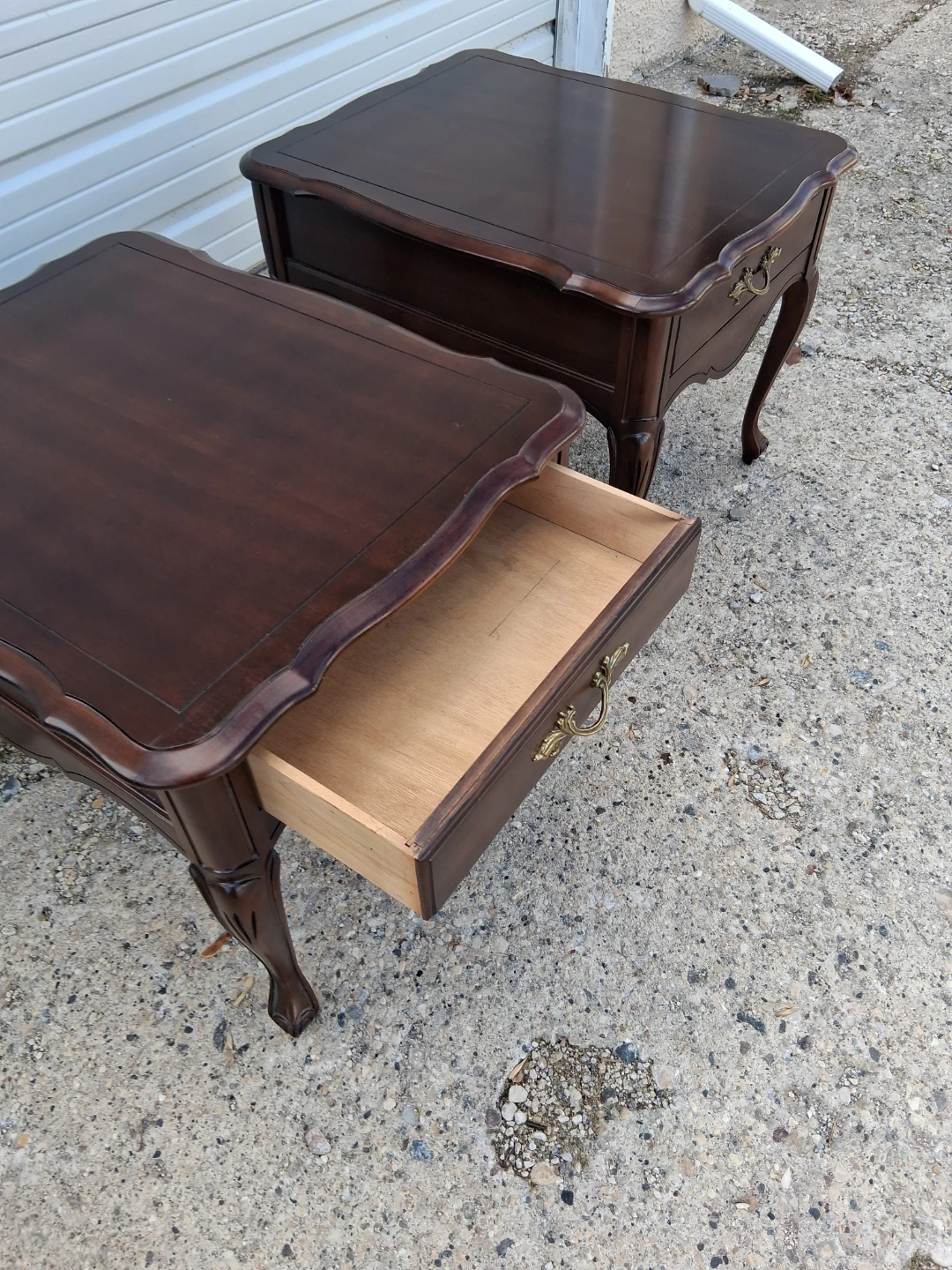 Set of Two Vintage french prov.Wooden End Tables - photo 4