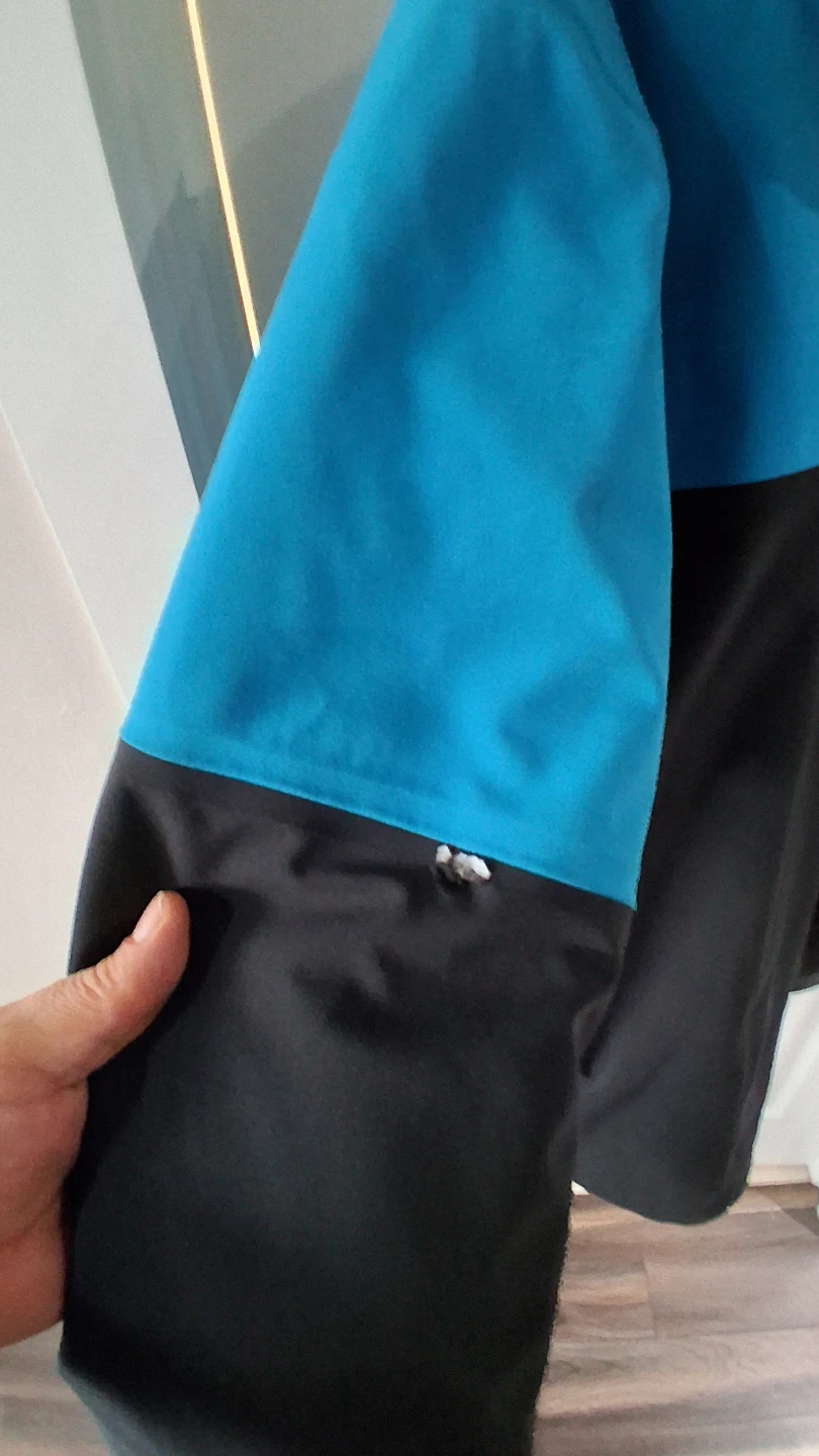 The North Face Blue and Black Jacket XL - photo 4