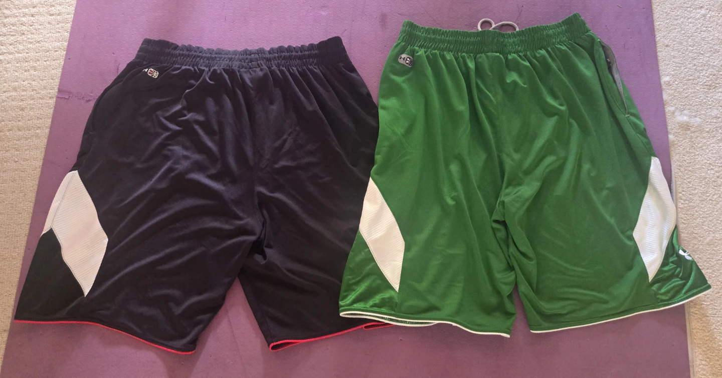 Under Armour Vintage Men's Basketball Shorts. Both XL/XLARGE. - photo 2