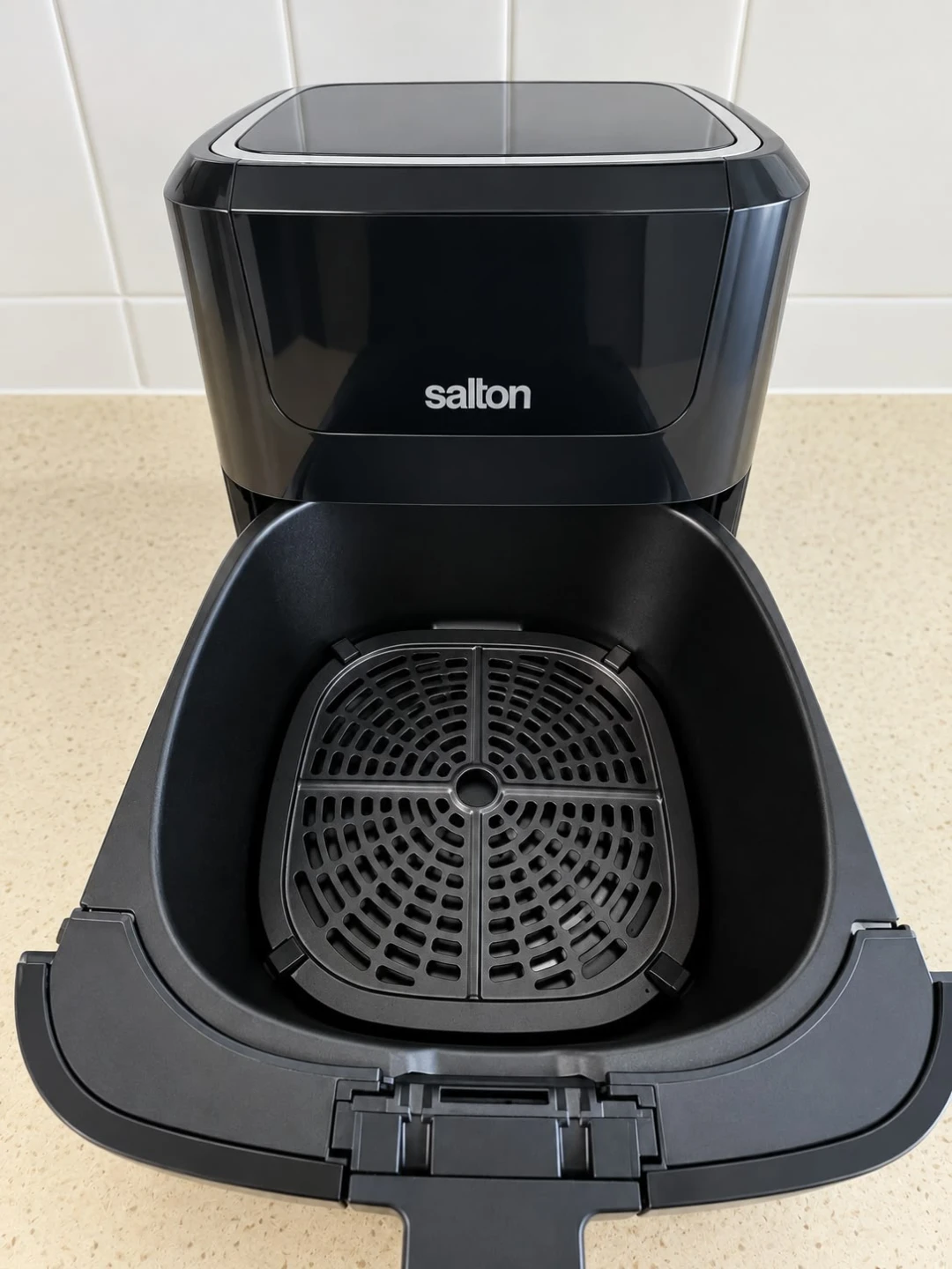 Salton Air Fryer - photo 3