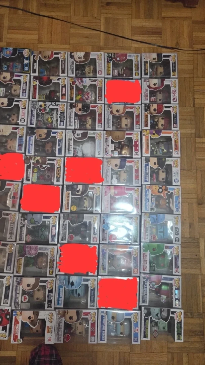 Funko pop lot DM TO OFFER