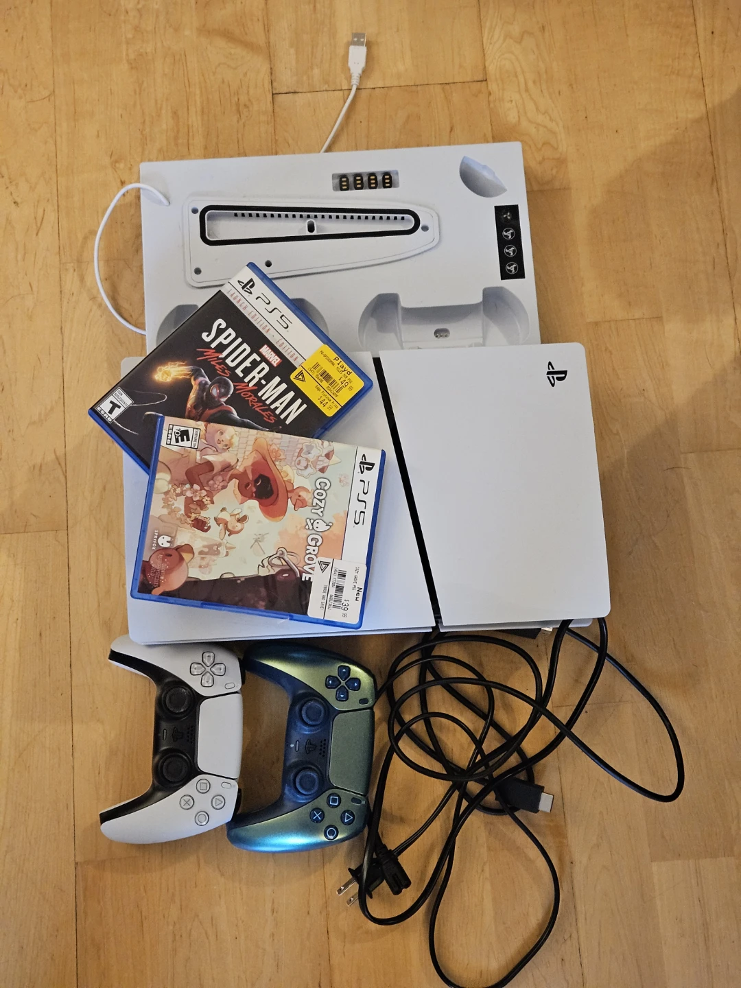 Ps5 with disc slot and two games