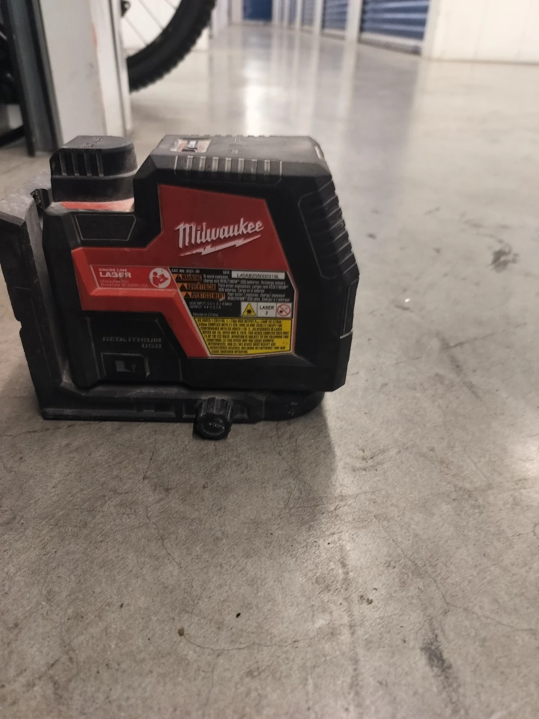Milwaukee 3521-20 Cross Line Laser - photo 3