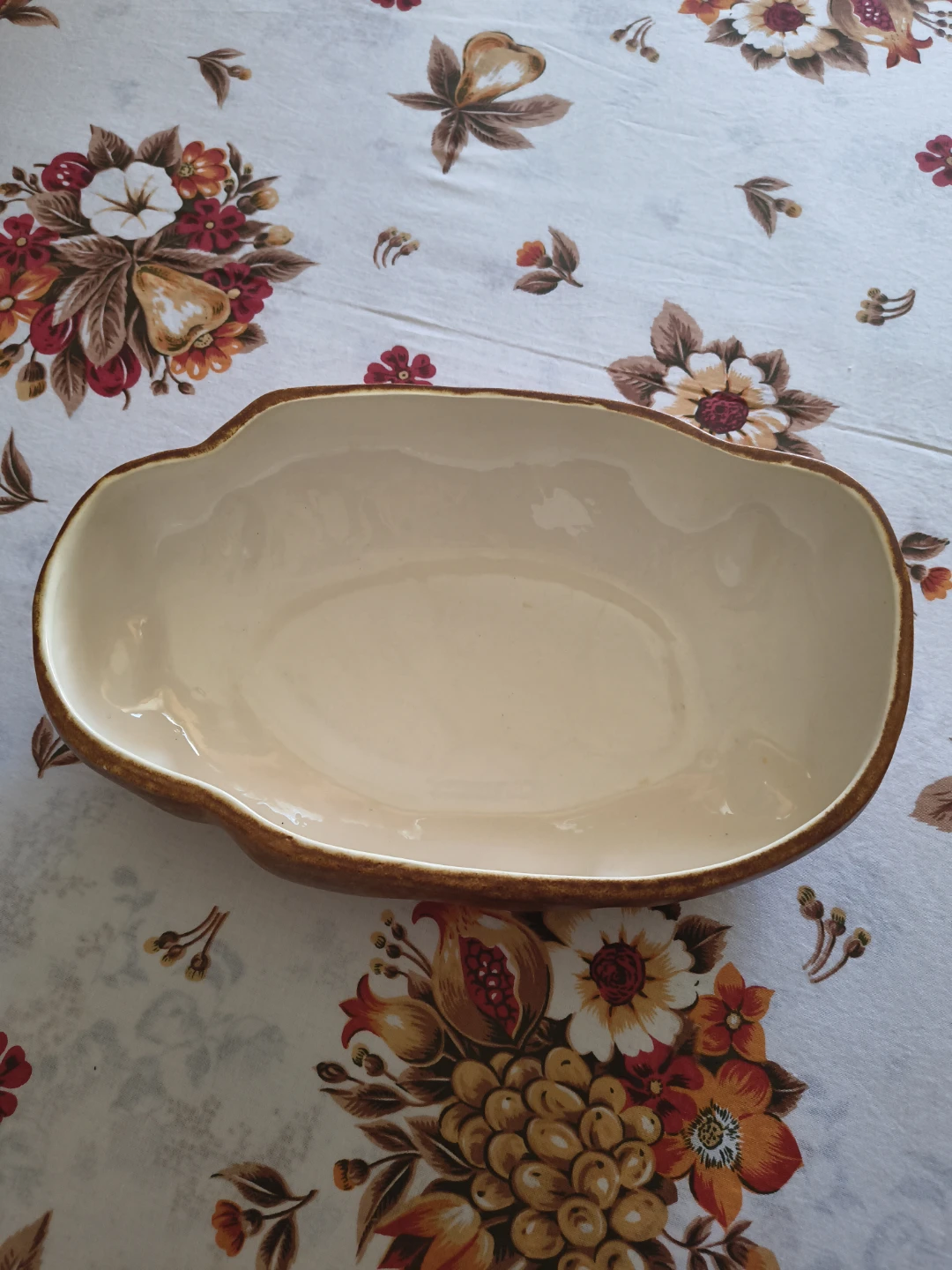 Vintage Ceramic Potato-Shaped Baker - photo 2