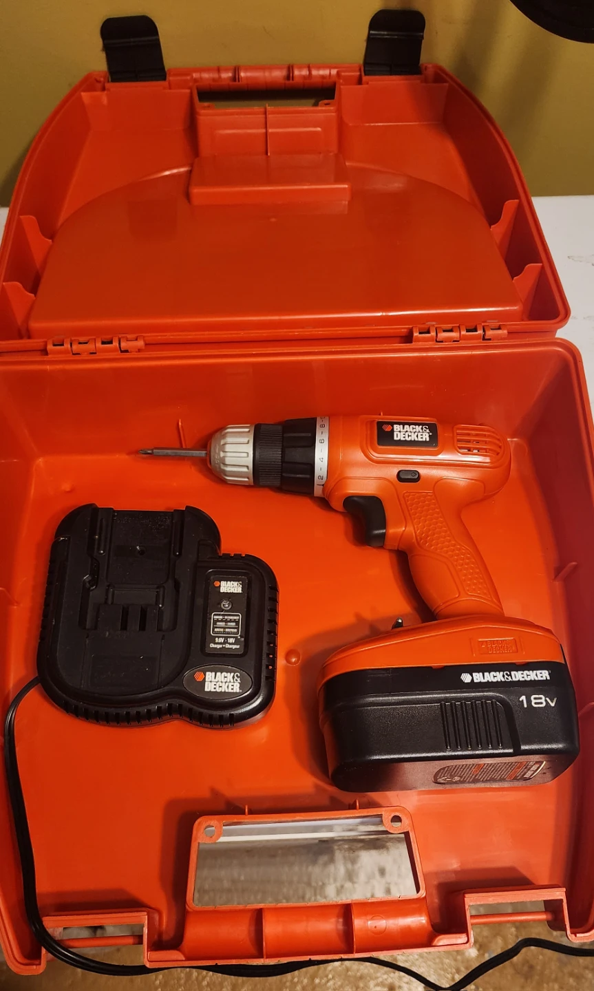 Black & Decker 18V Cordless Drill with Accessory Kit
