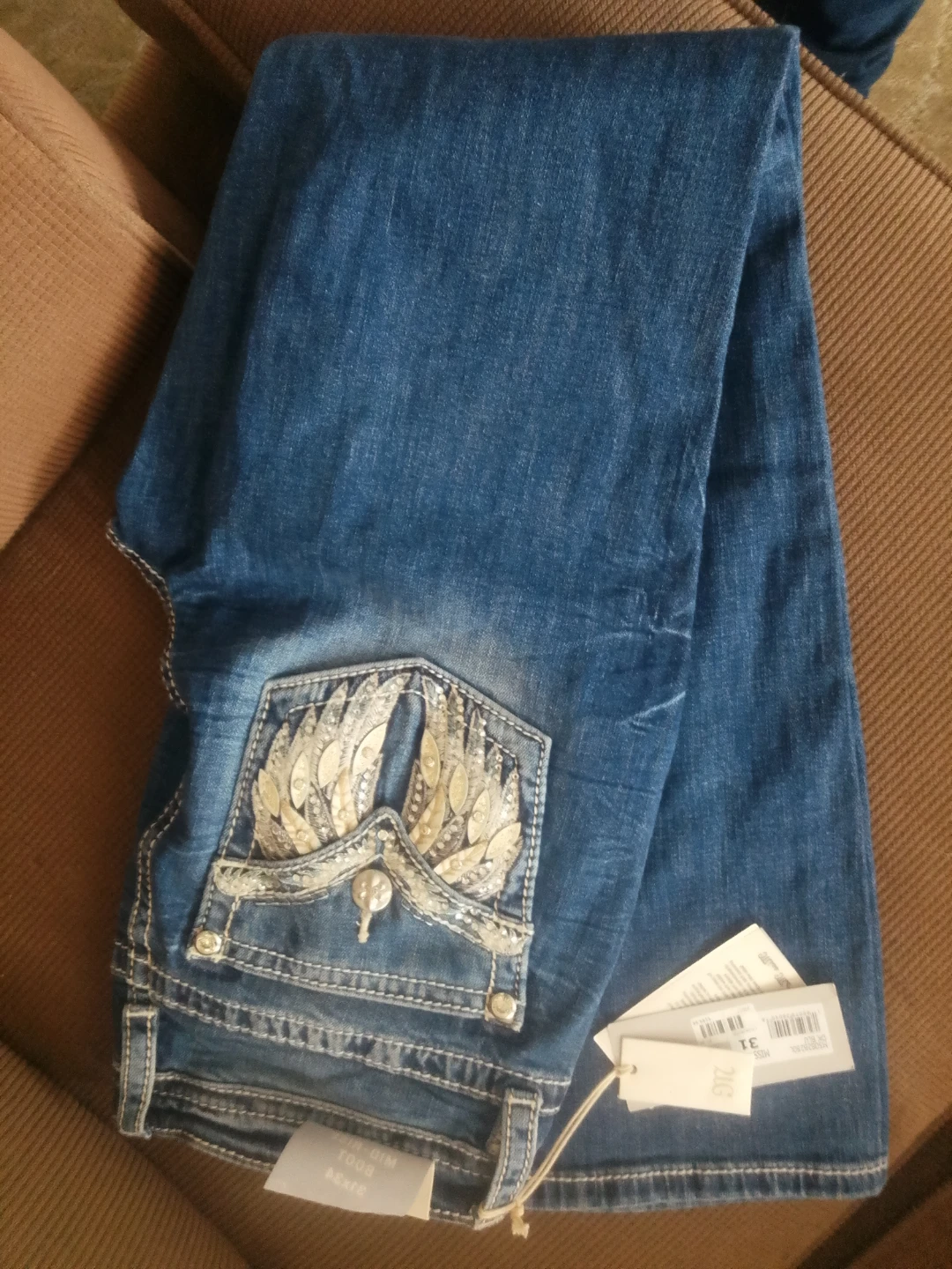 New Miss Me Mid-Rise Bootcut Jeans Size 31 Length 34