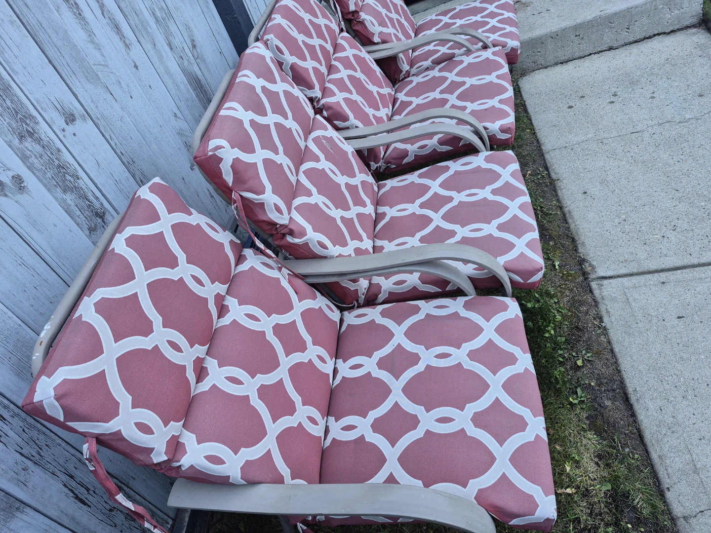 Set of 4 Outdoor Patio Chairs - photo 2