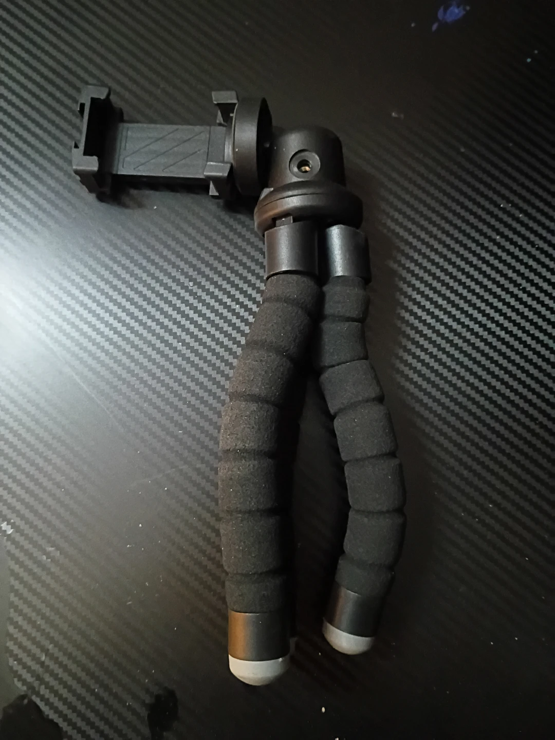 Flexible Foam Smartphone Tripod