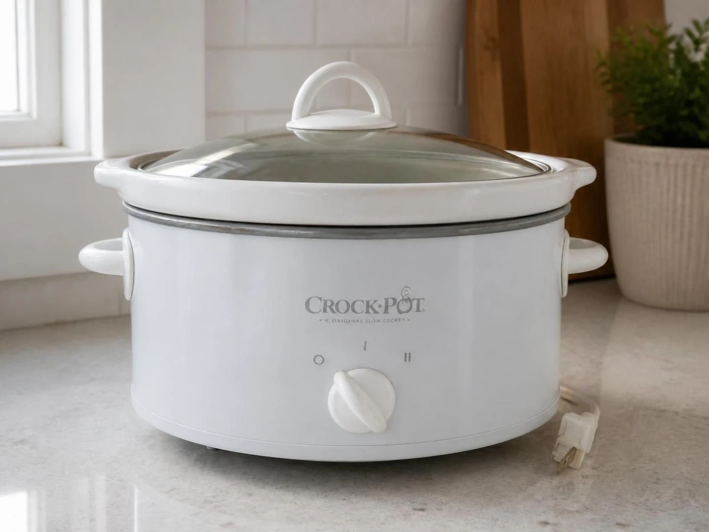 White Crock Pot Slow Cooker with Glass Lid - photo 2