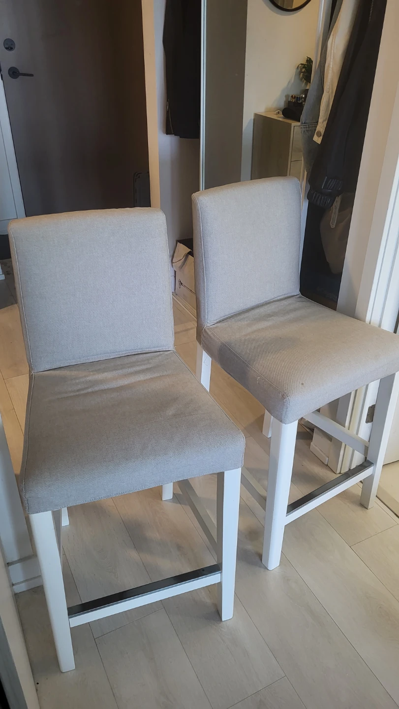 IKEA BERGMUND Bar Stools - photo 2