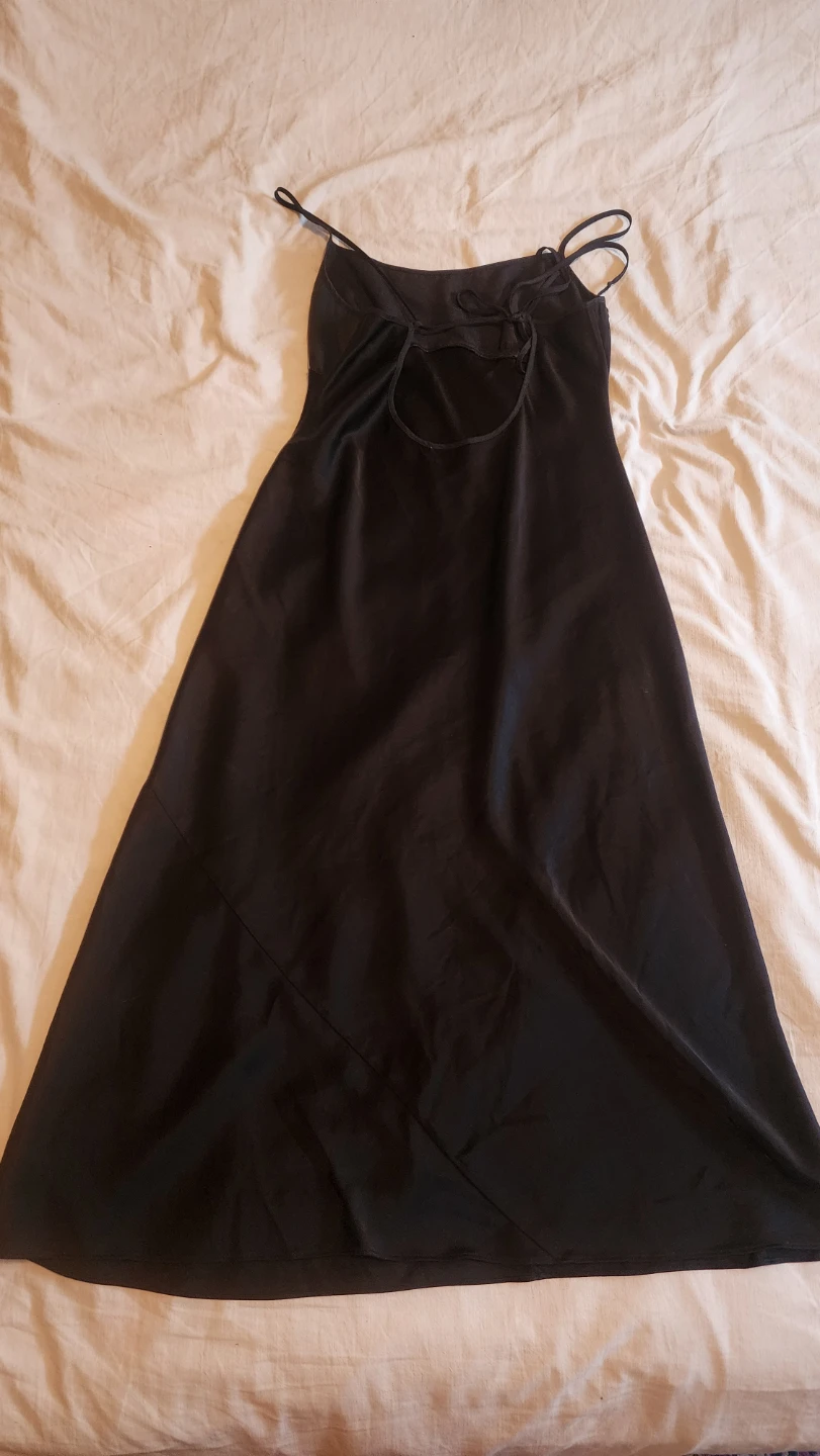 Wilfred Aritzia Black Slip Dress - photo 4