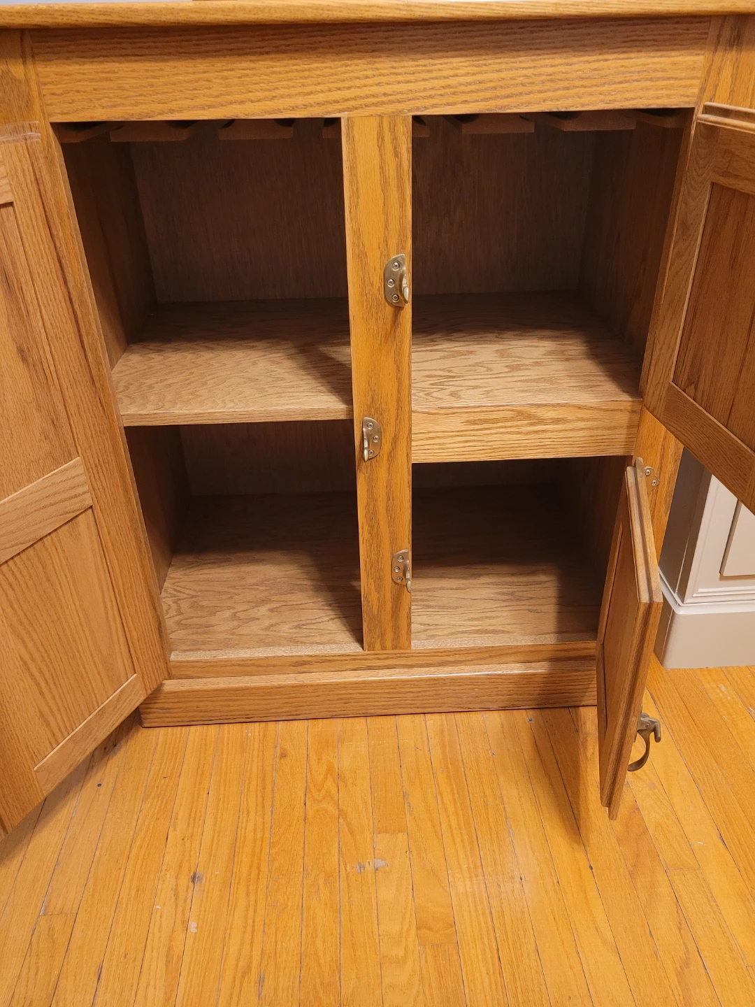 1930's icebox - photo 3