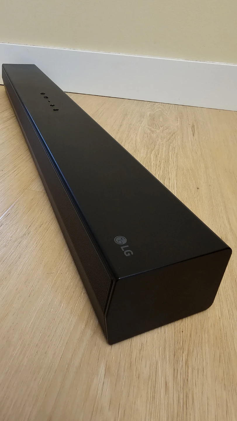 LG S40T Soundbar & Sub - photo 2
