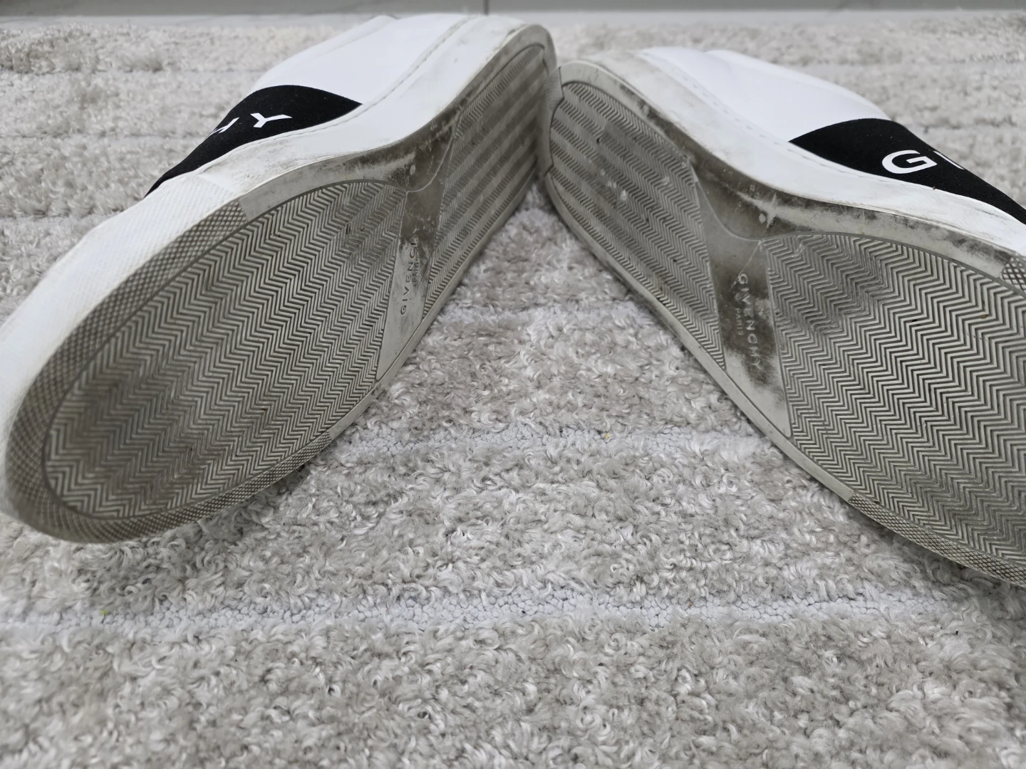 Givenchy Paris White Slip-On Sneakers - photo 4