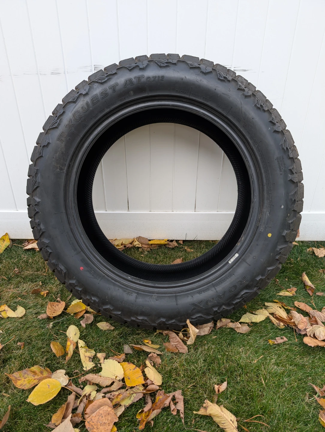 Roadx RxQuest AT QX12 Tire