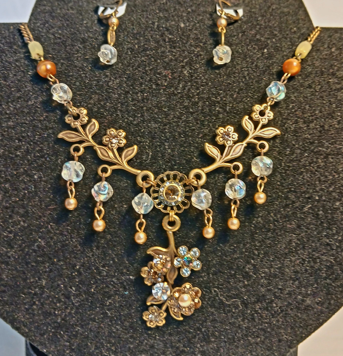 Vintage Floral Crystal Necklace and Earring Set