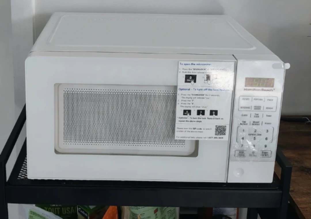 Hamilton Beach Microwave White